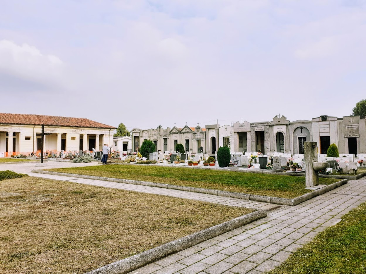 Cavaglià tombe cimitero